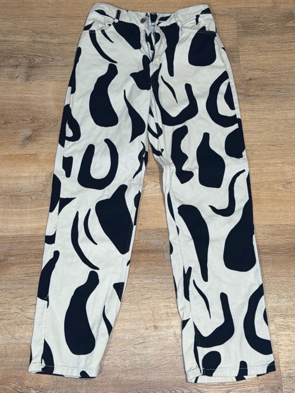 Monki Black & White Abstract Print Chinos
